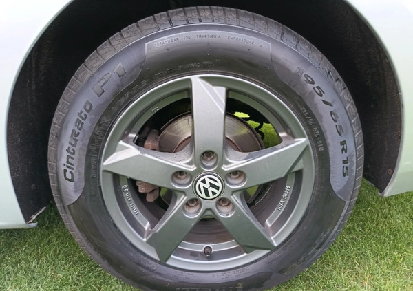 Volkswagen Jetta cena 28300 przebieg: 250640, rok produkcji 2013 z Bytów małe 277